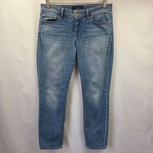 Lucky Brand Lolita Capri Light Wash Slim Fit Denim Jeans Size 6 - Picture 1 of 14